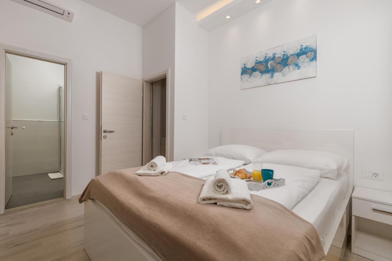 Lux Apartments غييكا المظهر الخارجي الصورة