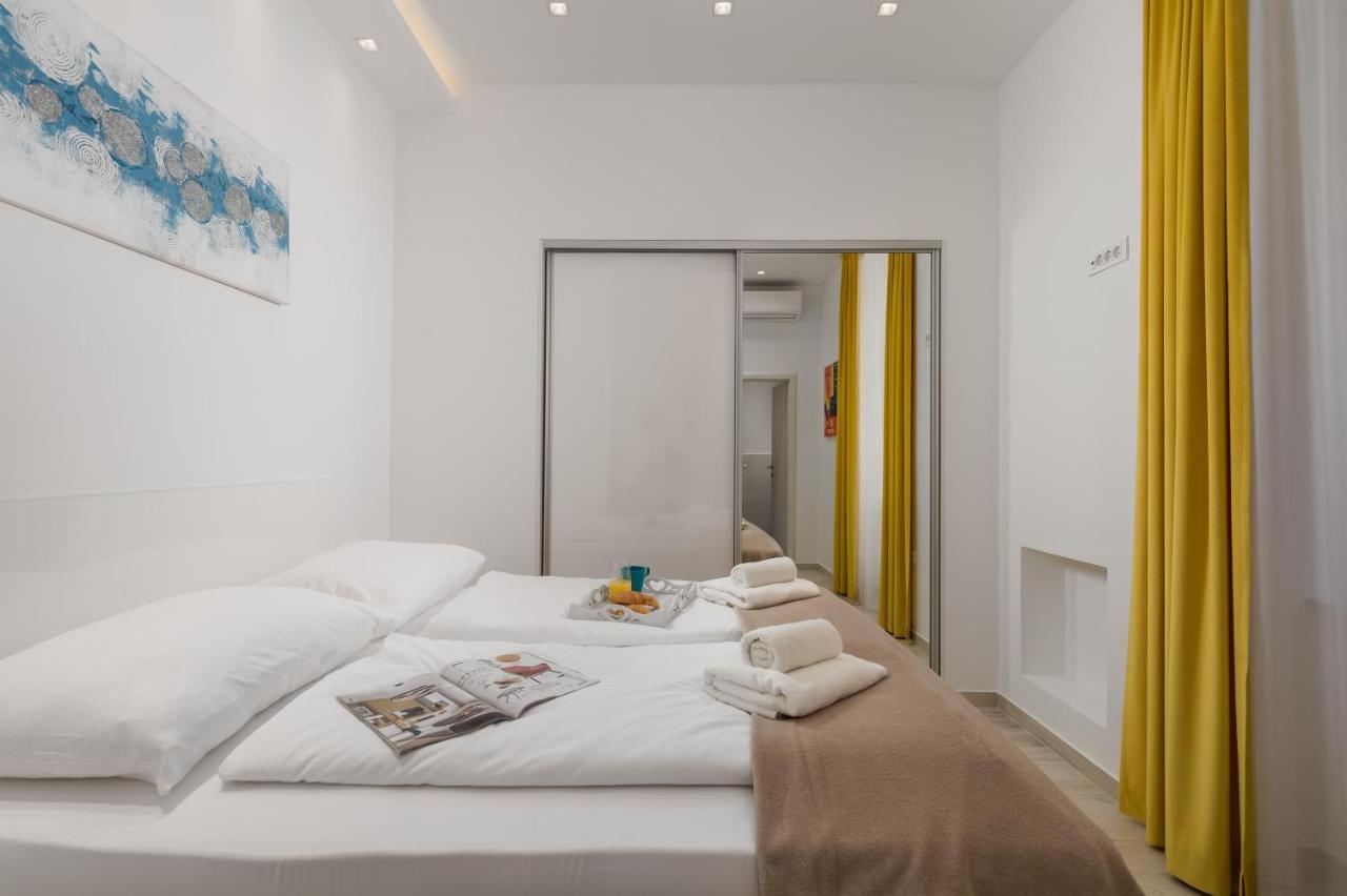 Lux Apartments غييكا المظهر الخارجي الصورة