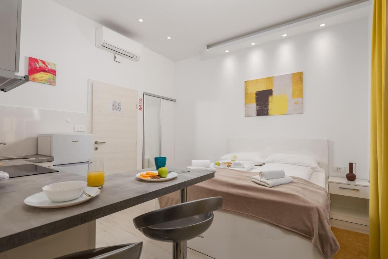 Lux Apartments غييكا المظهر الخارجي الصورة